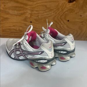 Asics Gel-Kayano 15 White and Pink Sneakers